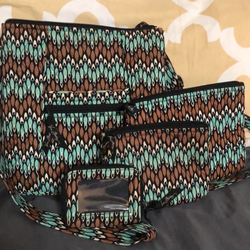 VERA BRADLEY Triple Zip Hipster Crossbody Bag Set